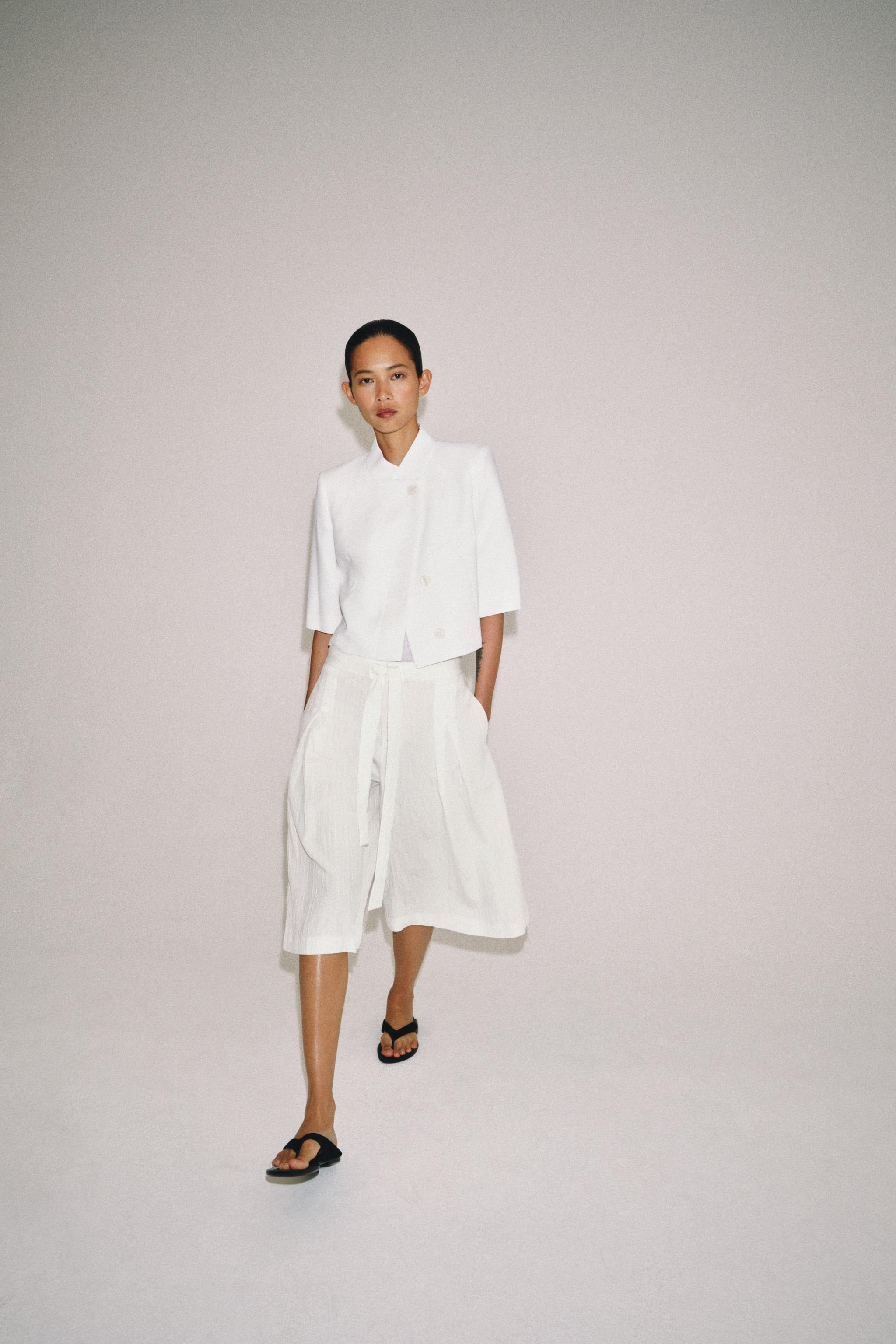 SHORT SLEEVE CROPPED BLAZER ZW COLLECTION